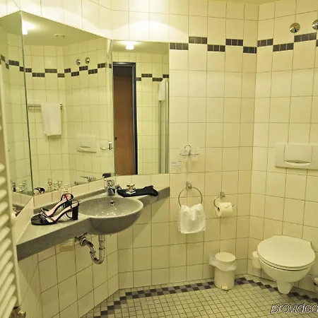 Akzent Stadt ***s Hotell 3*
